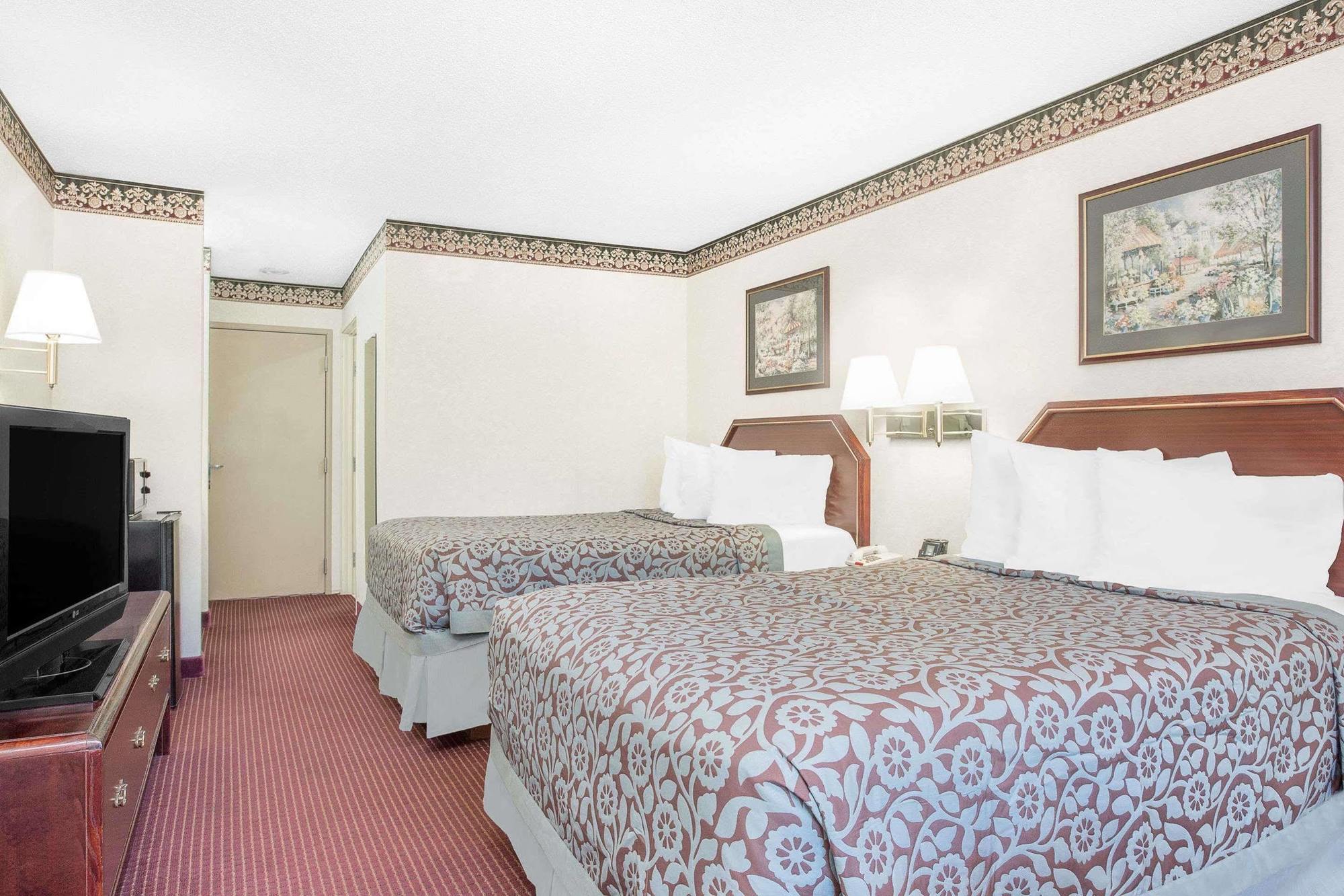 Gray Inn & Suites Bagian luar foto